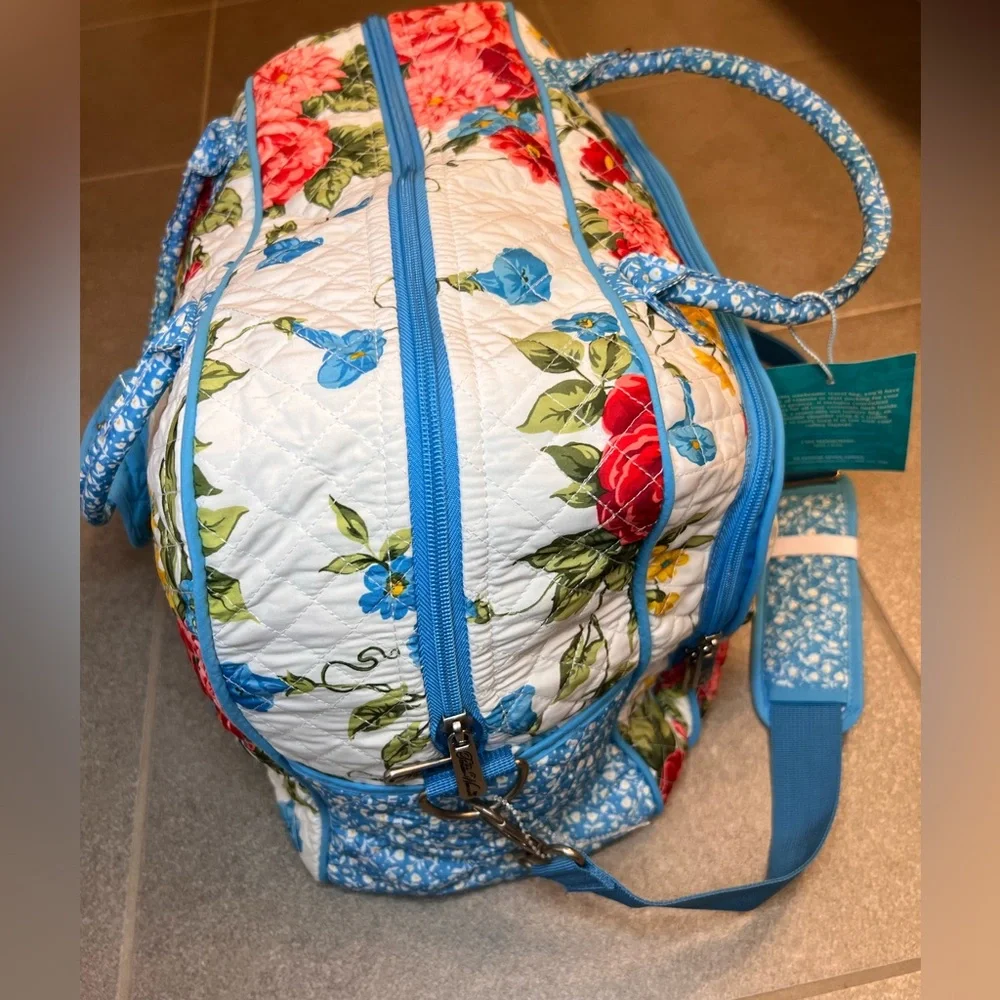 Quilted Floral Travel Bag by Pioneer Woman w/ Adjustable Shoulder Strap